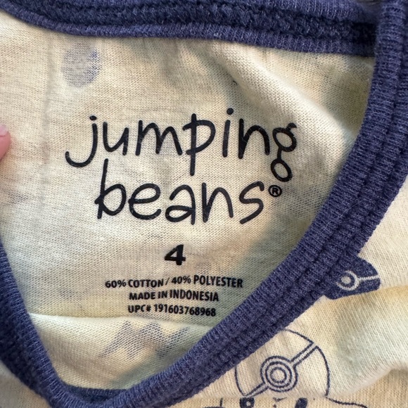 Toddler Boys Athletic Wear Bundle Size 4 - Picture 2 of 11